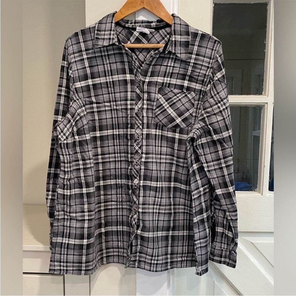 Westport Women's Button Down Shirt